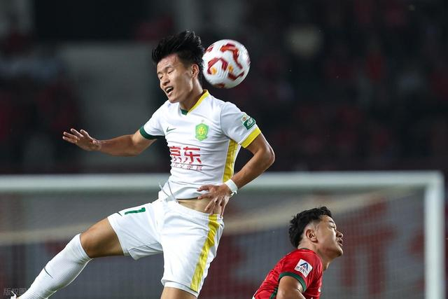 开云体育官网-邵佳一国足头号球星诞生！上演连场破门，新世界杯周期主力稳了？|林良铭|热身赛|北京国安|王钰栋|谢文能_新浪体育_新浪新闻